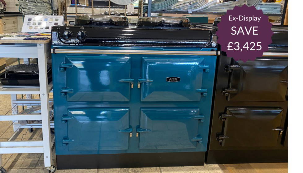 save £3,425 on this AGA R3 100-3 ex-display showroom model, 30% Discount