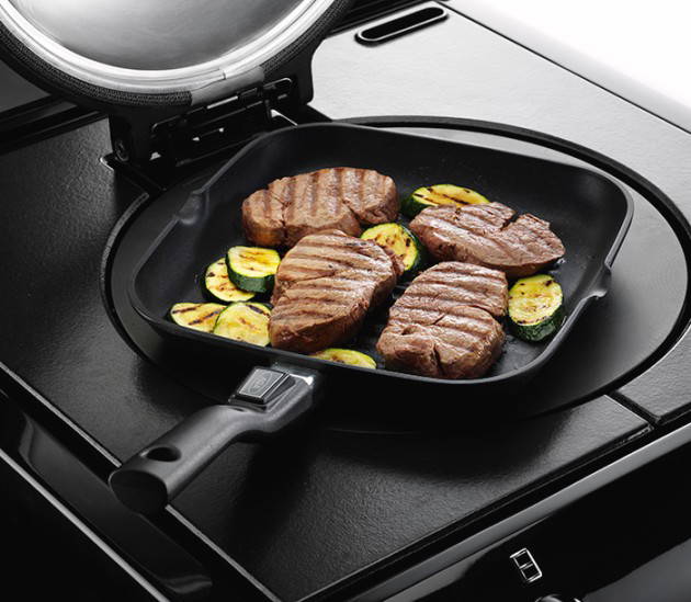 AGA City 60 hotplate with chrome dome lid